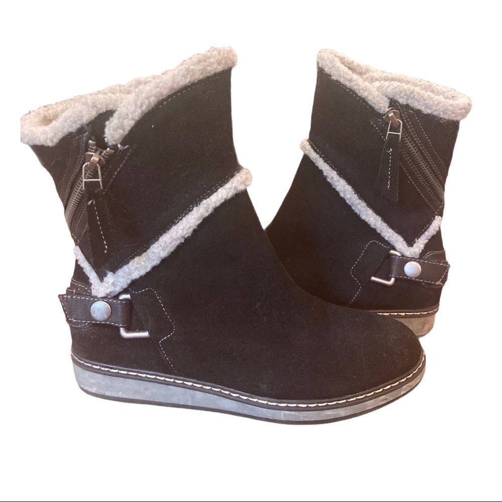 White Mountain sz 7 black suede Teague boots